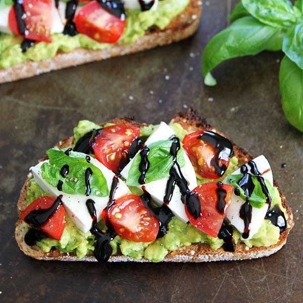 Tostada Caprese